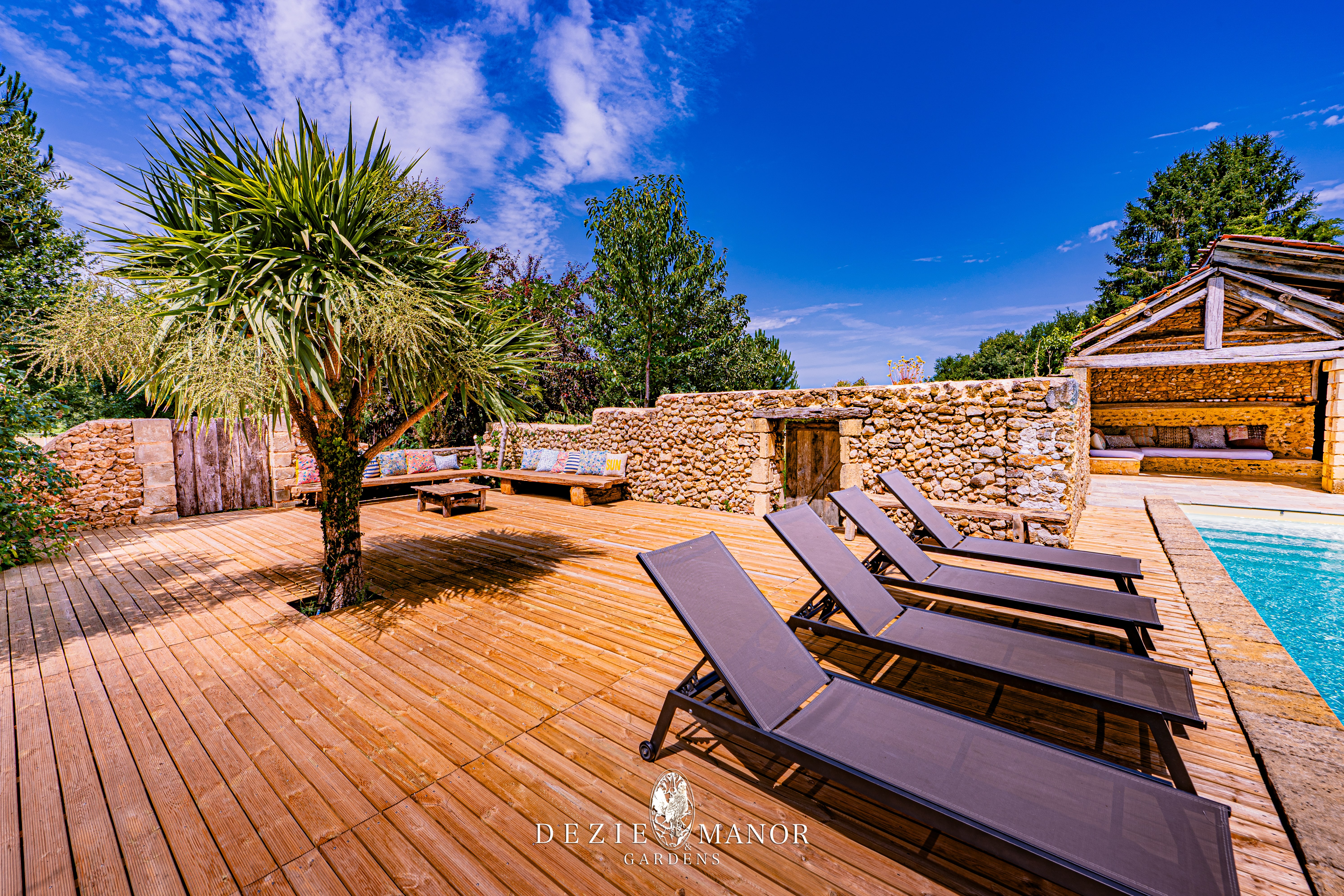Grange pool and outdoor area