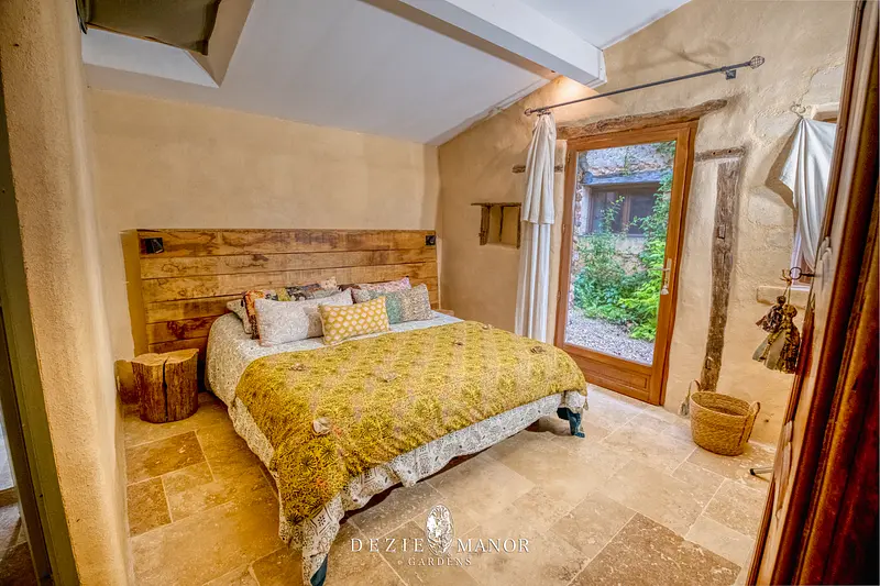 Cottage - downstairs bedroom