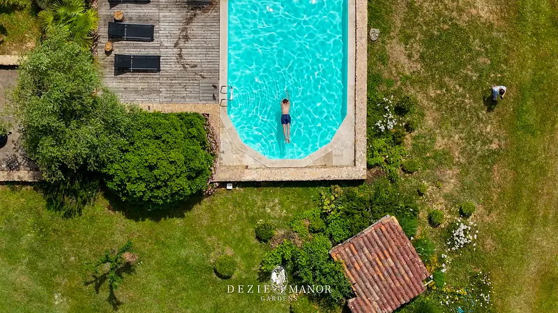 Orangerie - Pool Drone View